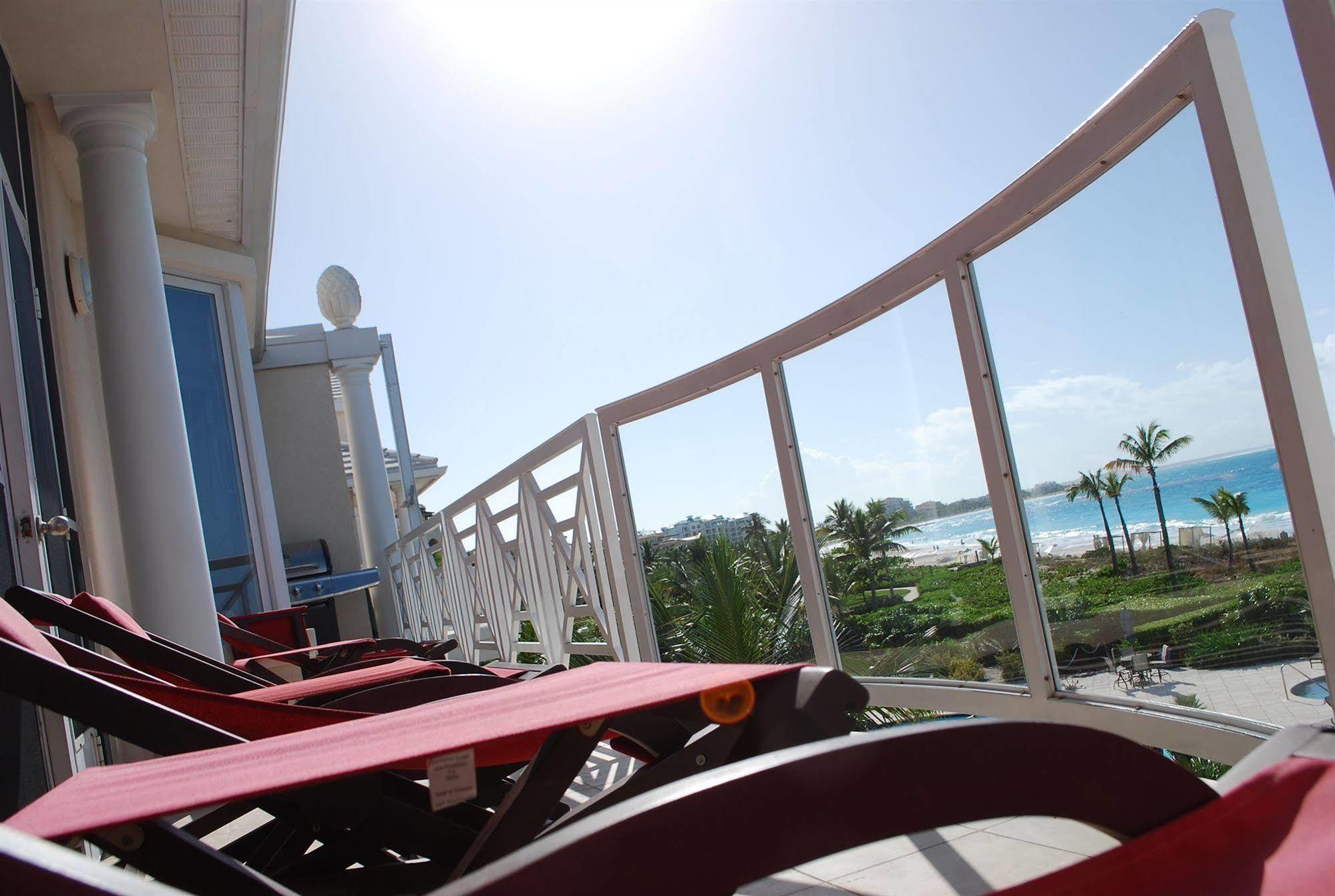 Grandview On Grace Bay Hotel Kültér fotó